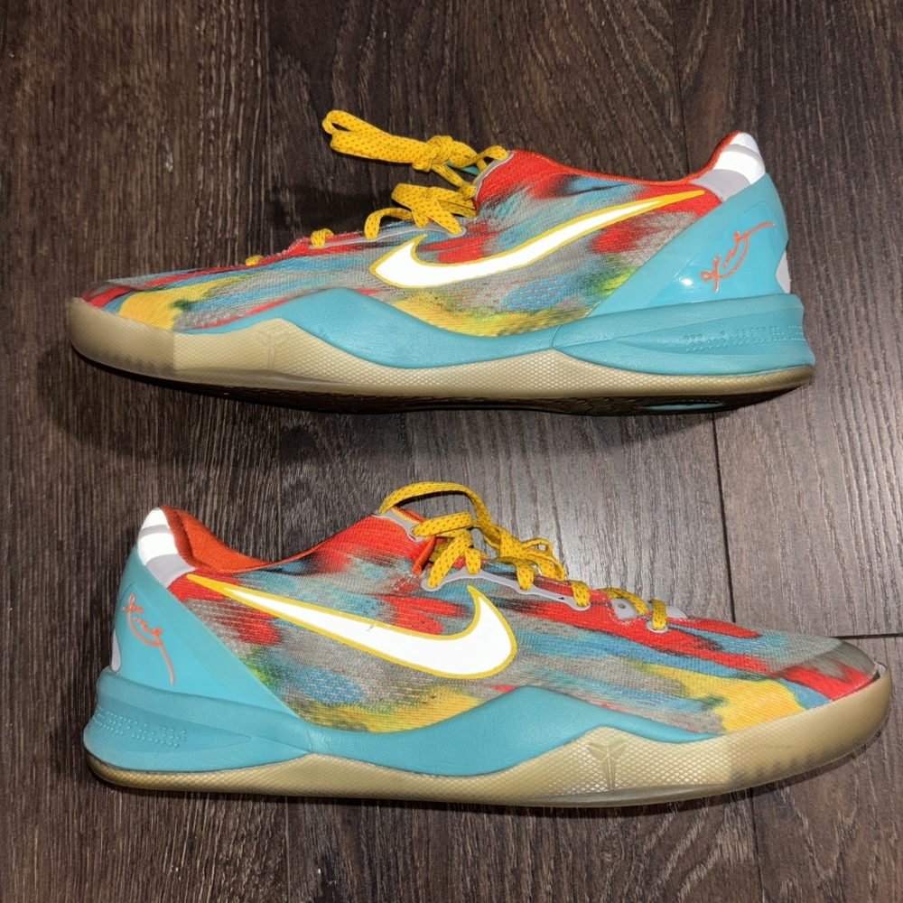Kobe 8 GC Venice Beach US 11.5 (2013) no box lightly use.